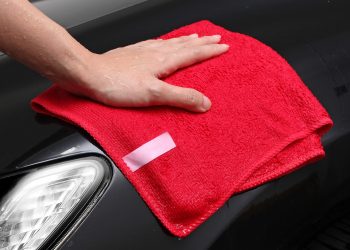 Klimaanlage im Auto reinigen (Anleitung) | Selber säubern