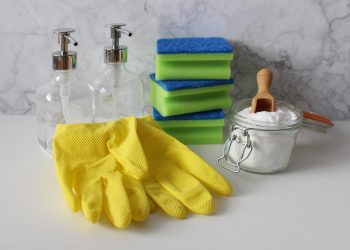 Wasserkocher mit Natron entkalken & reinigen (Anleitung)
